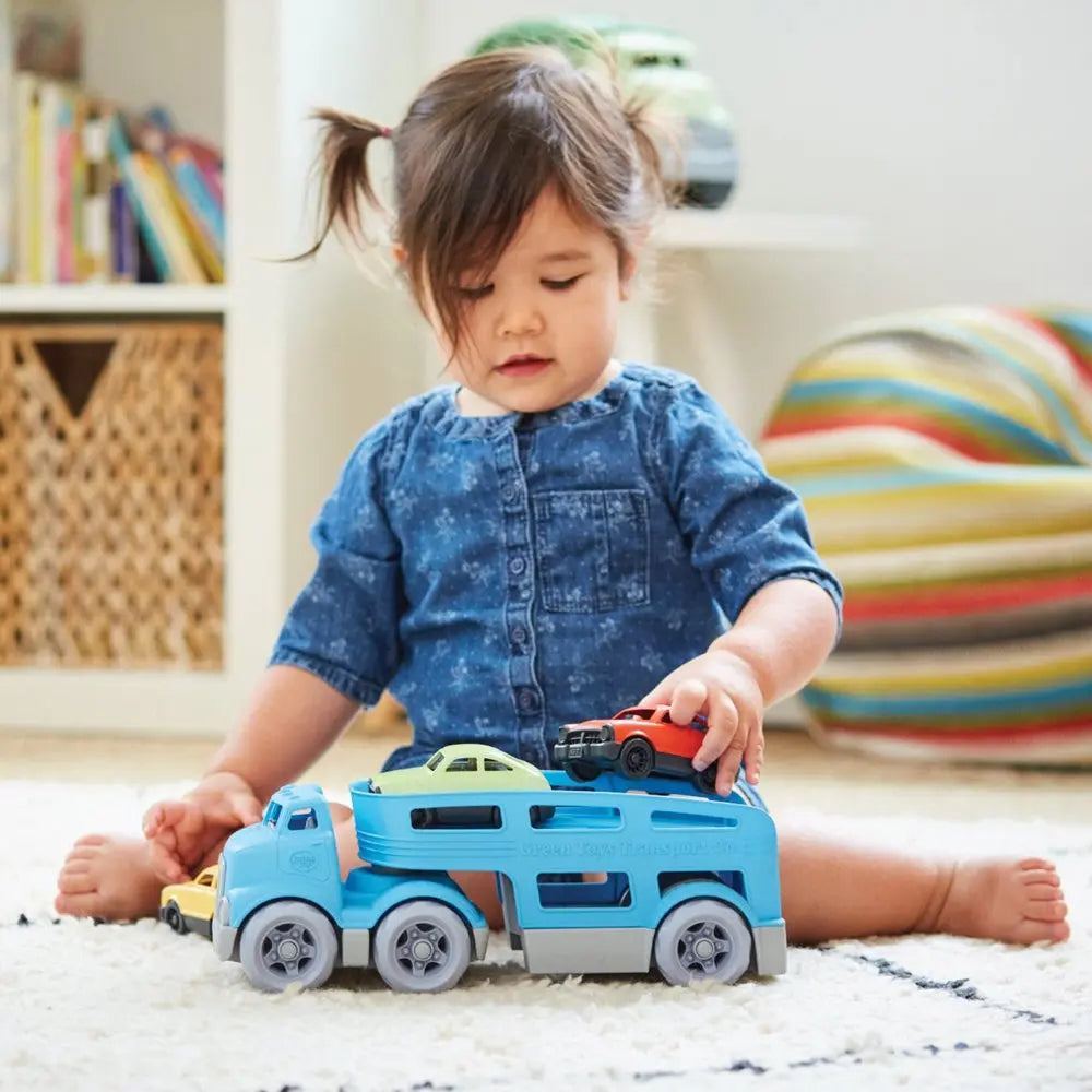 Green Toys Car Carrier, Blue - Pretend Play, Motor Skills, Kids Toy Vehicle. No BPA, phthalates, PVC. Dishwasher Safe, Recycled Plastic, Made in USA (4 Piece Set) Green Toys